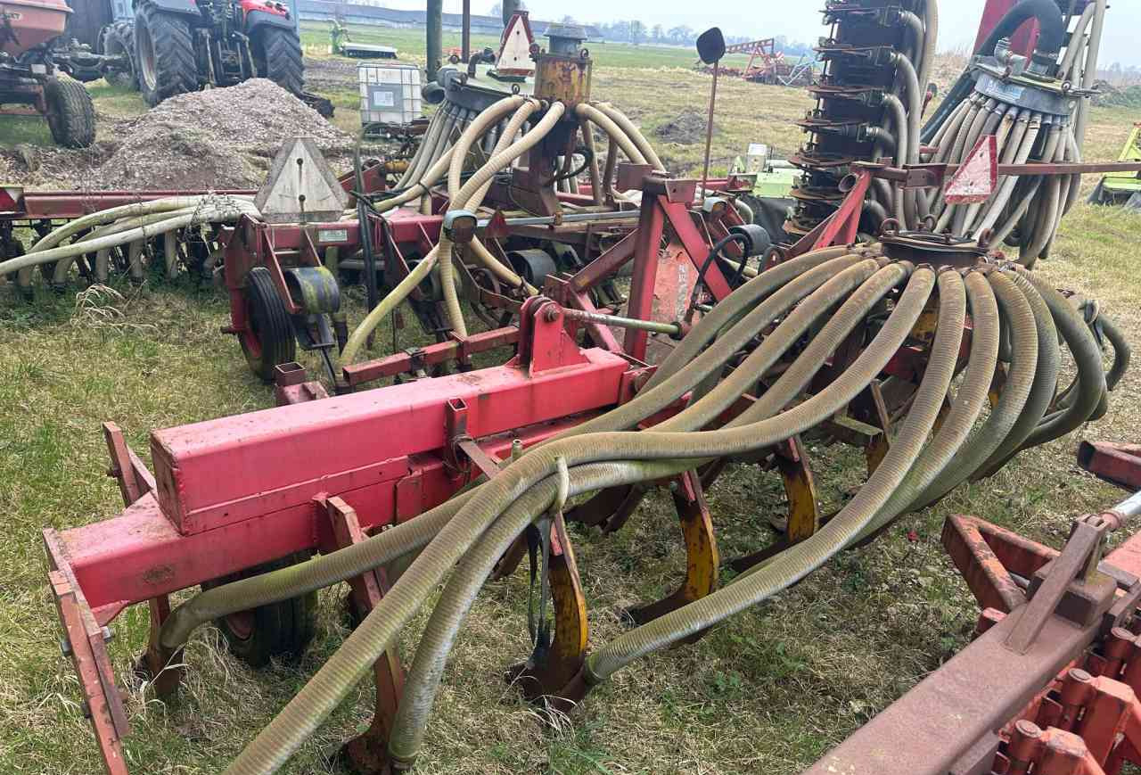 Slurry injector Peecon Bouwlandinjecteur, mestverwerking