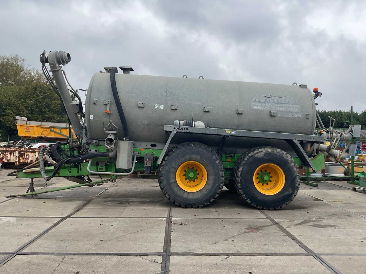 Slurry tanker Joskin 16000TS