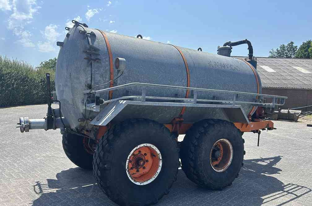 Slurry tanker Kaweco 8000 ltr mesttank, watertank