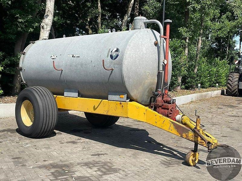 Slurry tanker Schuitemaker 6800l watertank