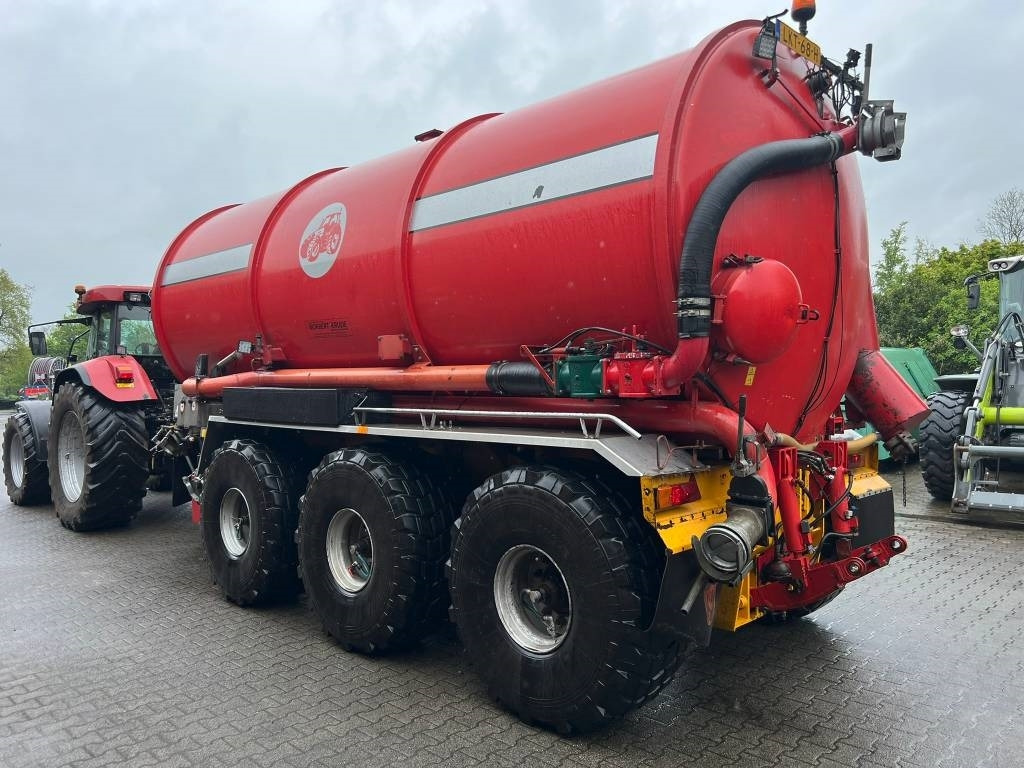 Slurry tanker Schuitemaker Robust 260