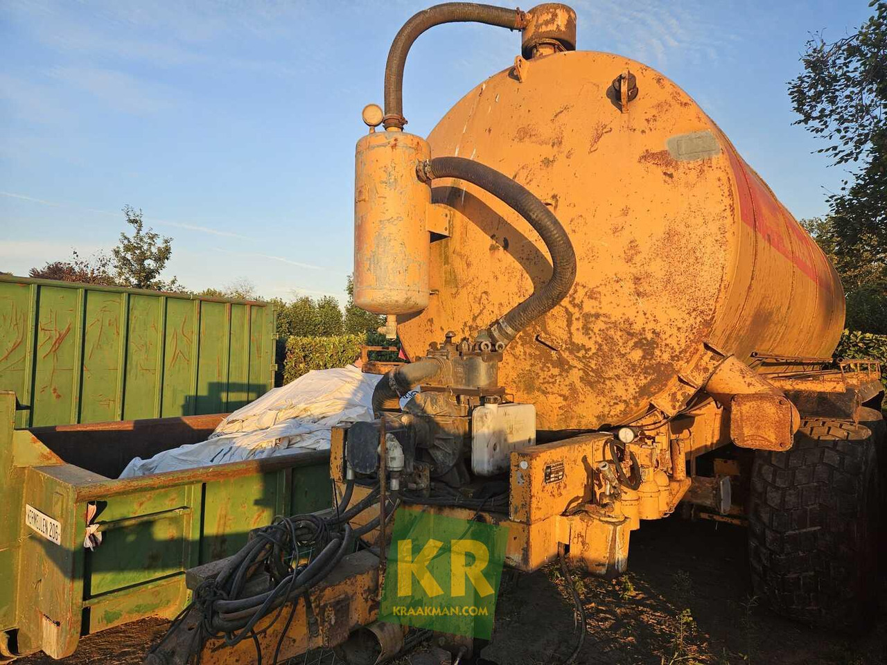 Slurry tanker Veenhuis 14000 mesttank