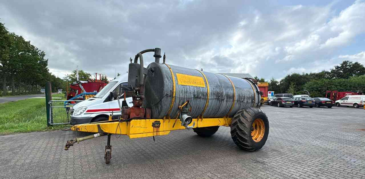 Slurry tanker Veenhuis 6800 Mesttank mestverwerking