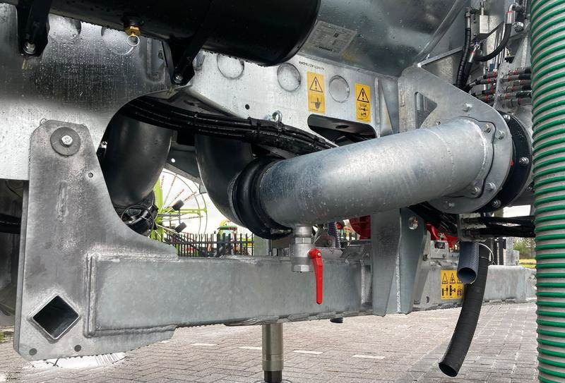Slurry tanker Veenhuis Profiline 12500