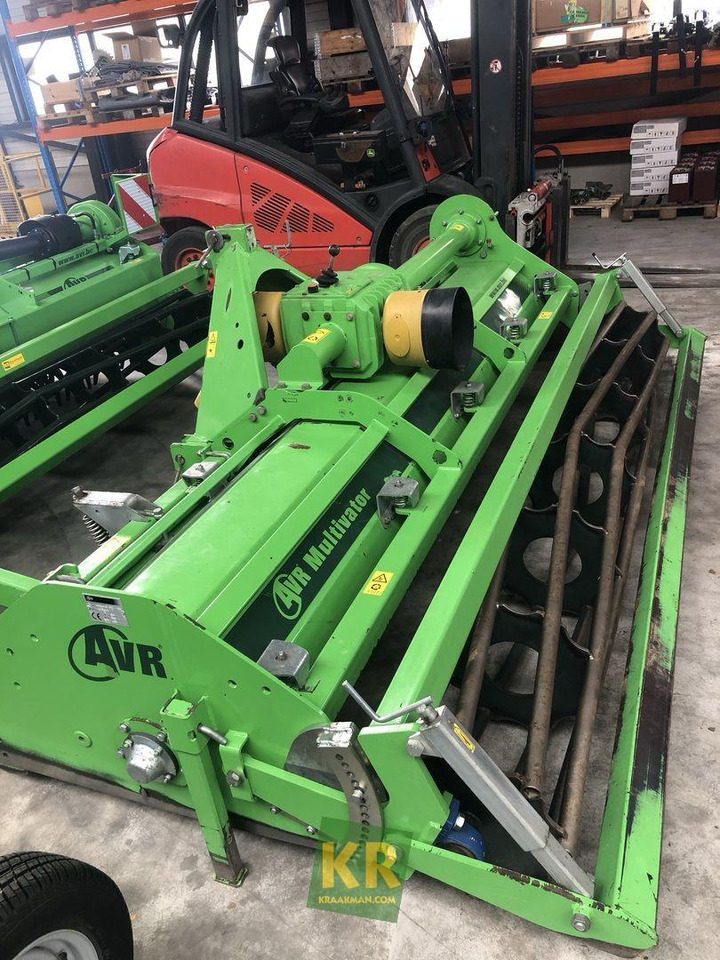 Soil tillage equipment AVR Multivator