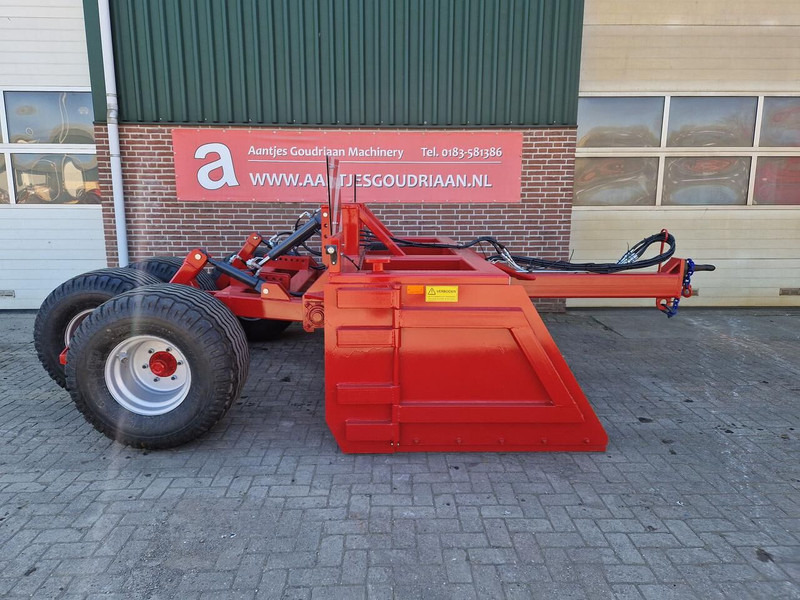 Soil tillage equipment BIZON AGM
