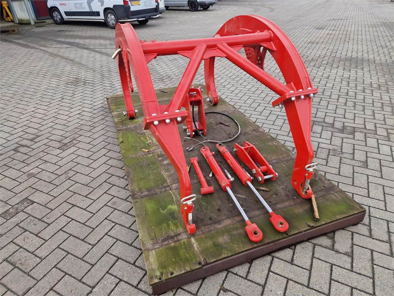 Soil tillage equipment Fentum mechanisatie bovenover hef FS