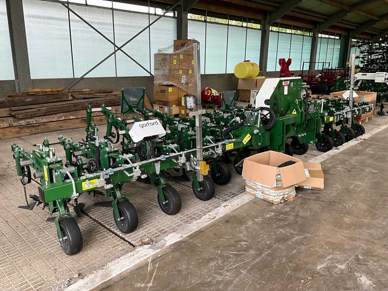 Soil tillage equipment Garford Interrow 12 rijer