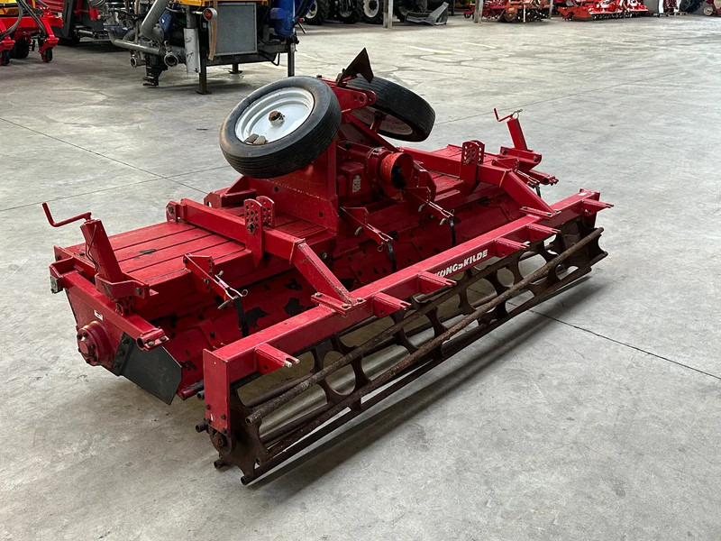 Soil tillage equipment Kongskilde Elliptor 3000