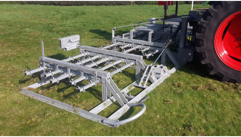 Soil tillage equipment Onbekend Graslandverzorgingsmachine
