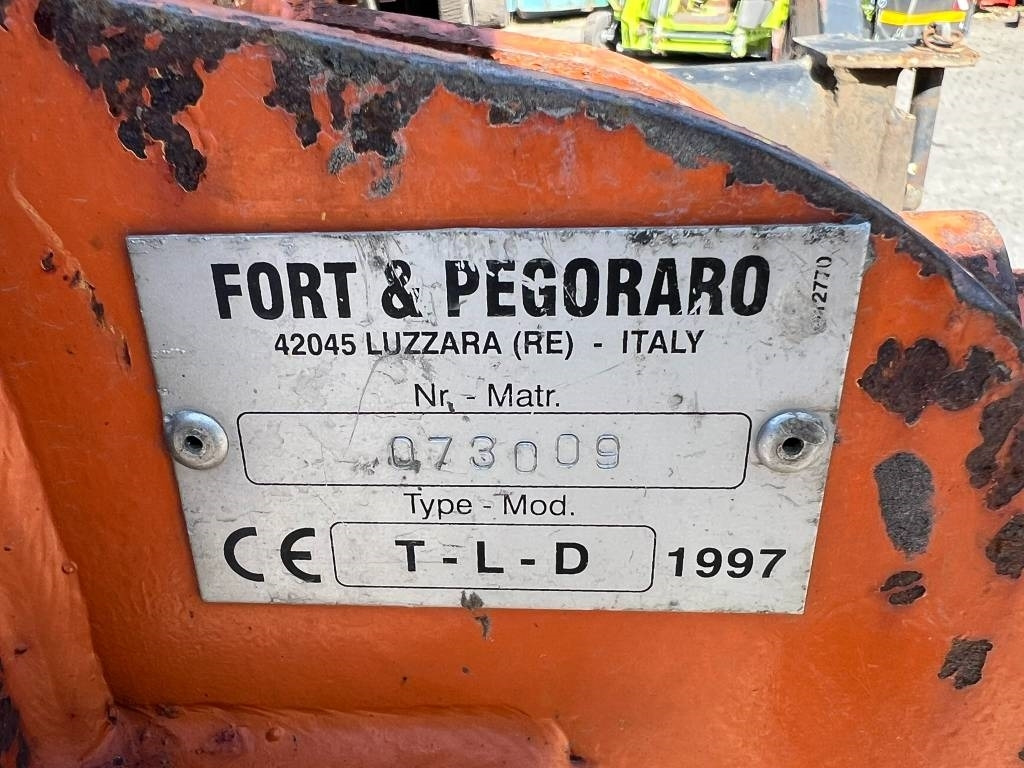 Soil tillage equipment Pegoraro LH 300 frees