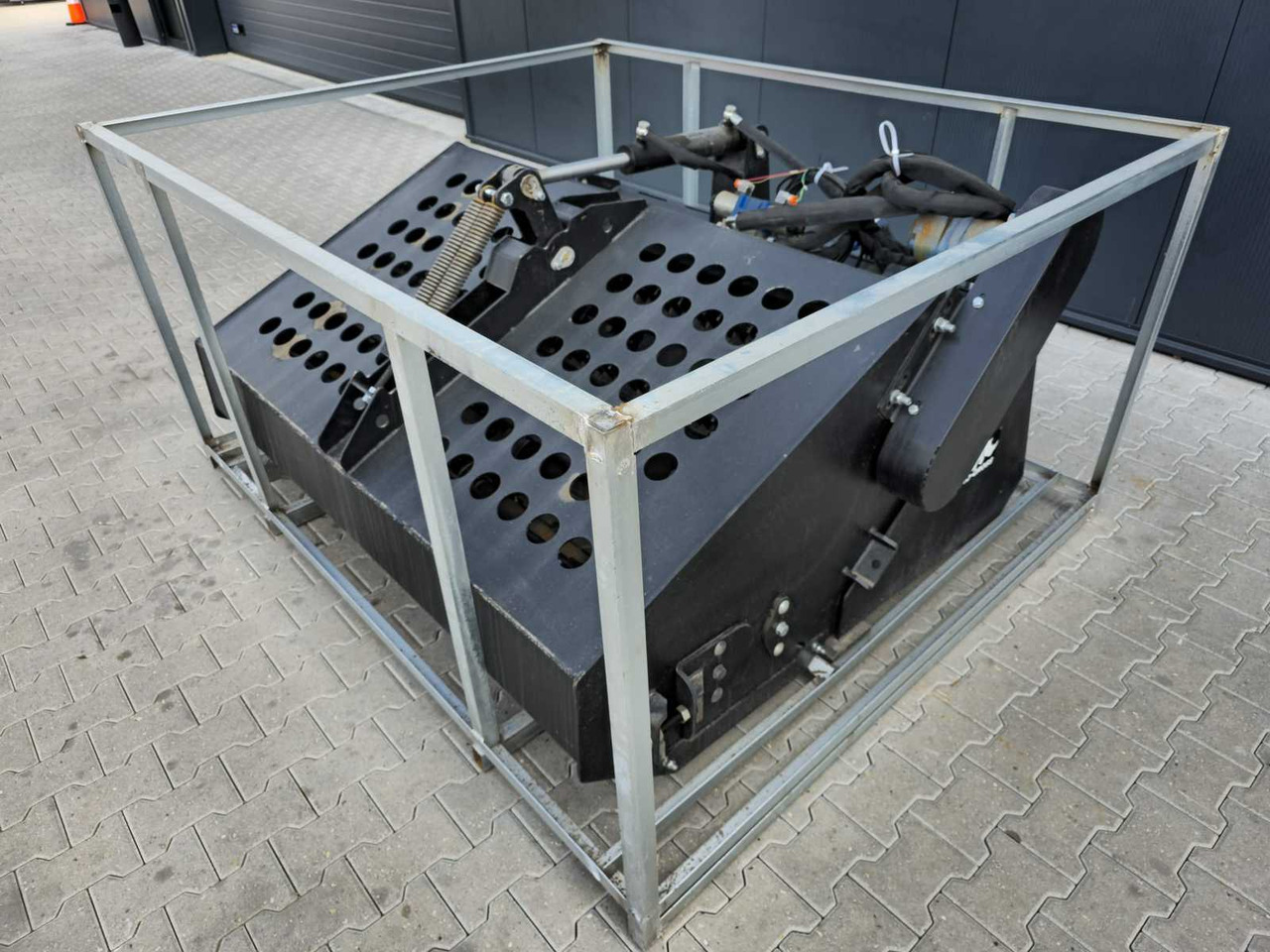 Soil tillage equipment Rhino-cross Landscape rake