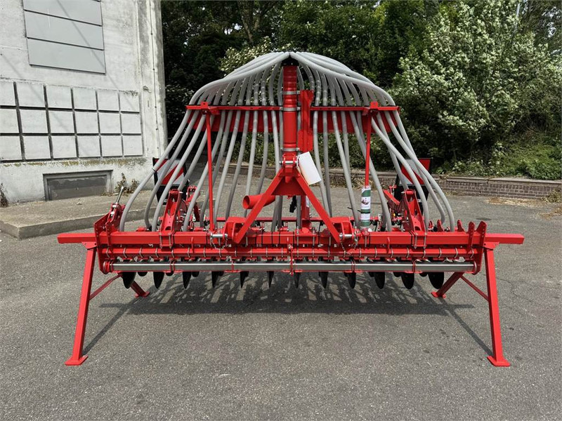 Sowing equipment Kverneland CB 3000