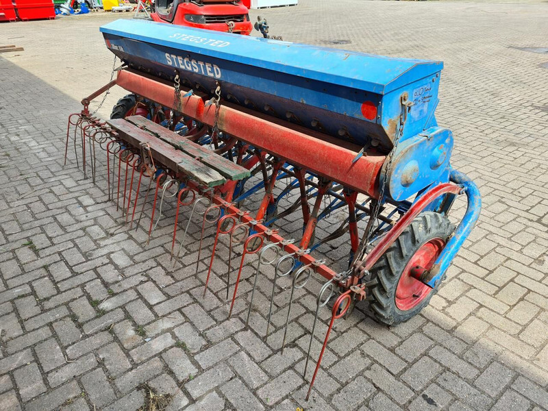Sowing equipment Zaaimachine 16 RH