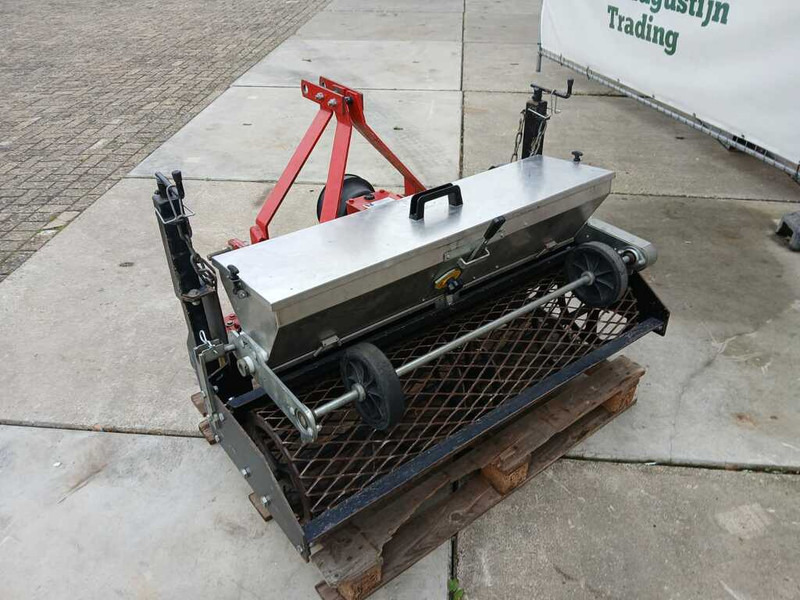 Sowing equipment tecma M 100