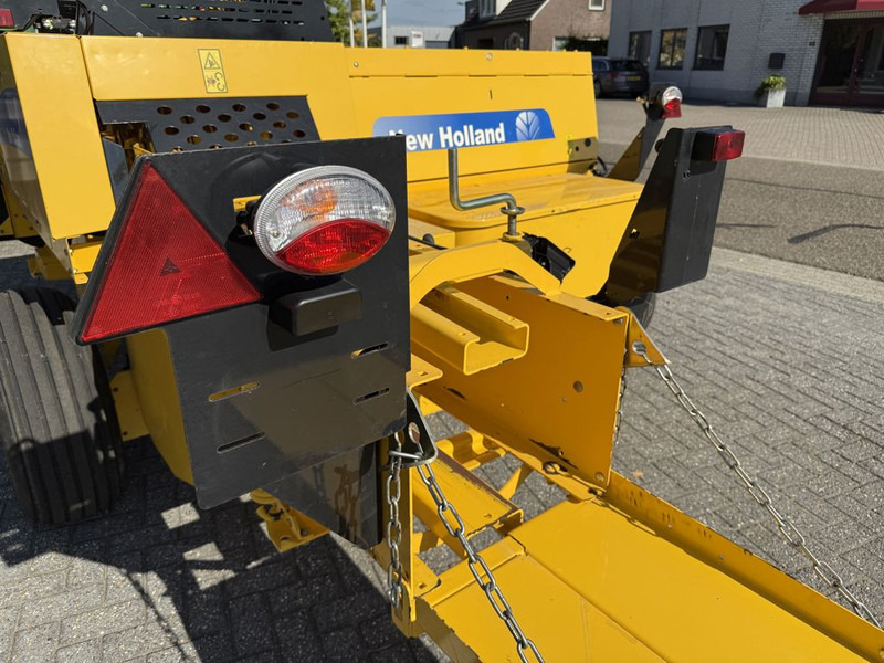 Square baler New Holland BC5060 Mini Balenpers