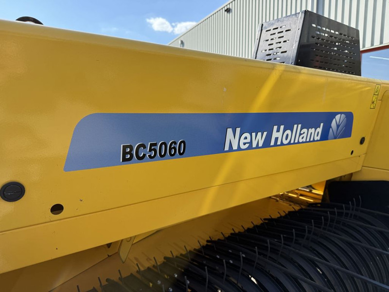 Square baler New Holland BC5060 Mini Balenpers
