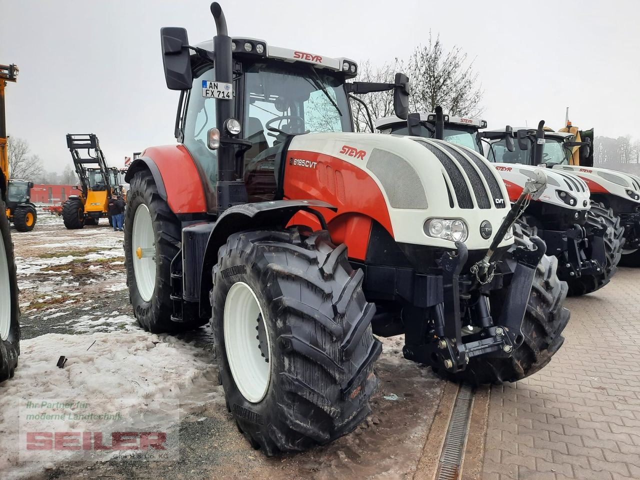 Farm tractor Steyr 6185 CVT: picture 2