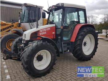 Farm tractor Steyr 9086: picture 1
