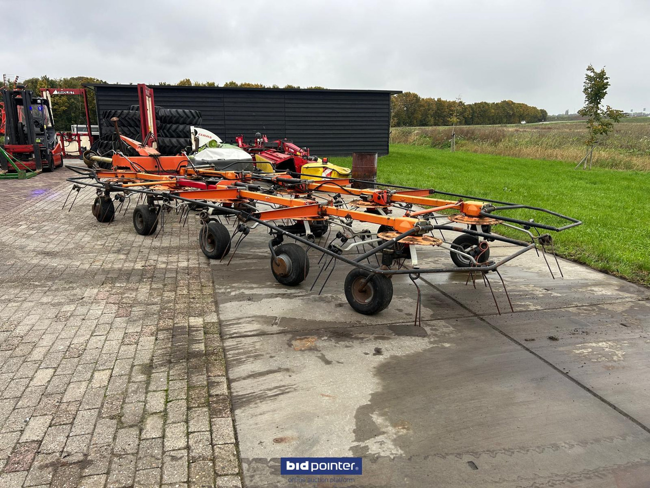 Tedder/ Rake Fella TH1300 Hydro