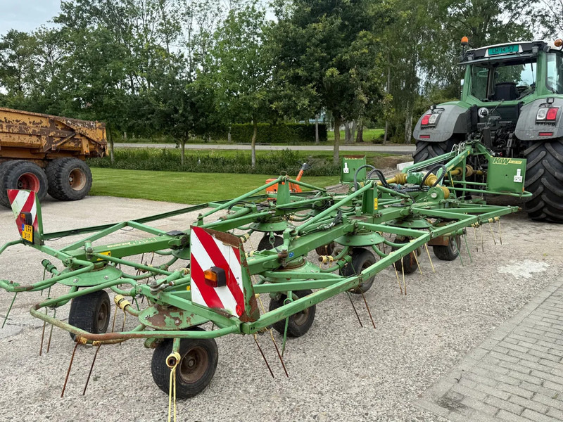 Tedder/ Rake Krone KWT 11.02 / 10 Trein model