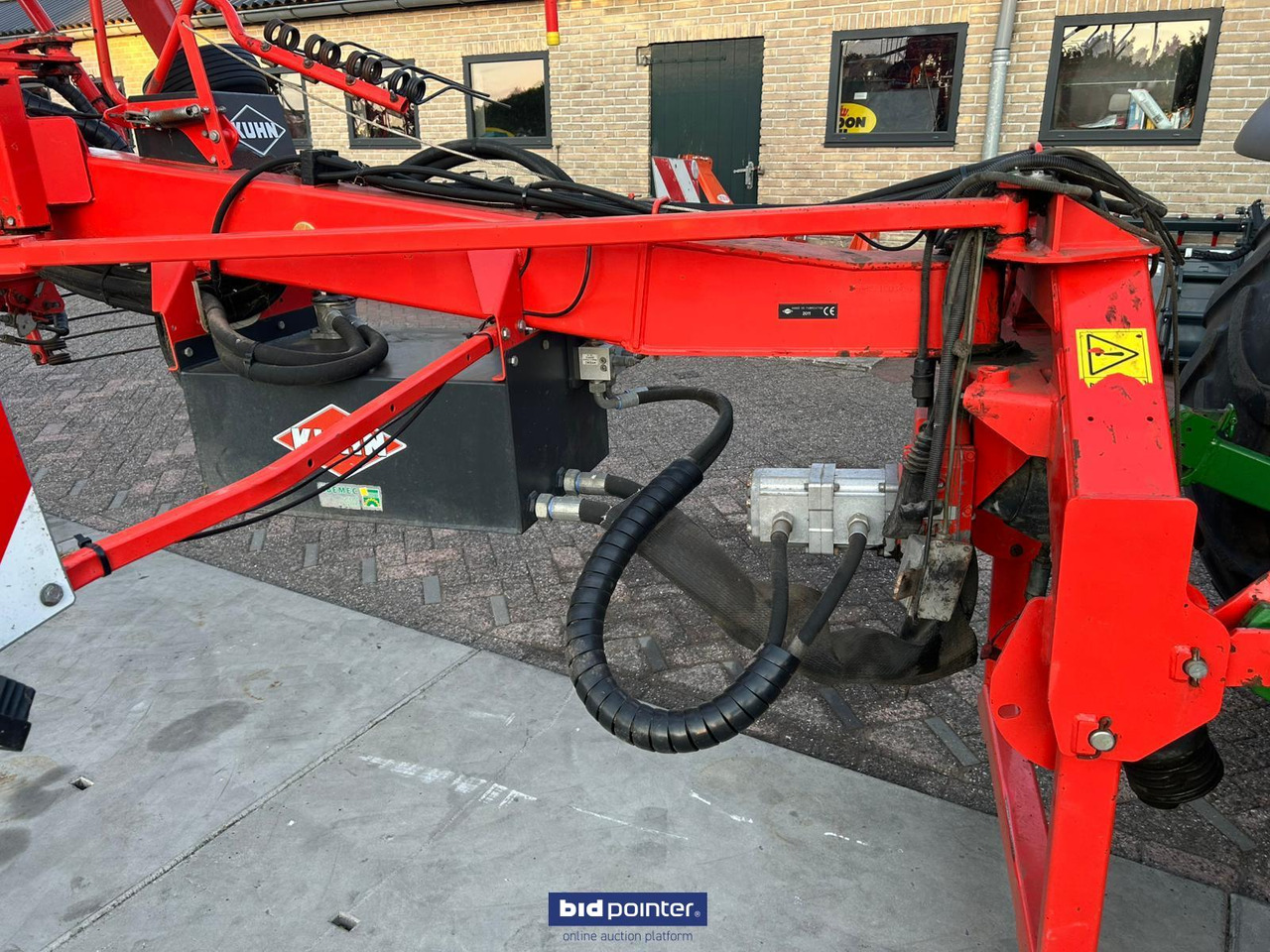 Tedder/ Rake Kuhn GA8521