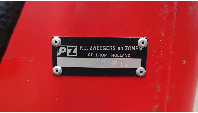 Tedder/ Rake PZ Flevo 480 Schudder