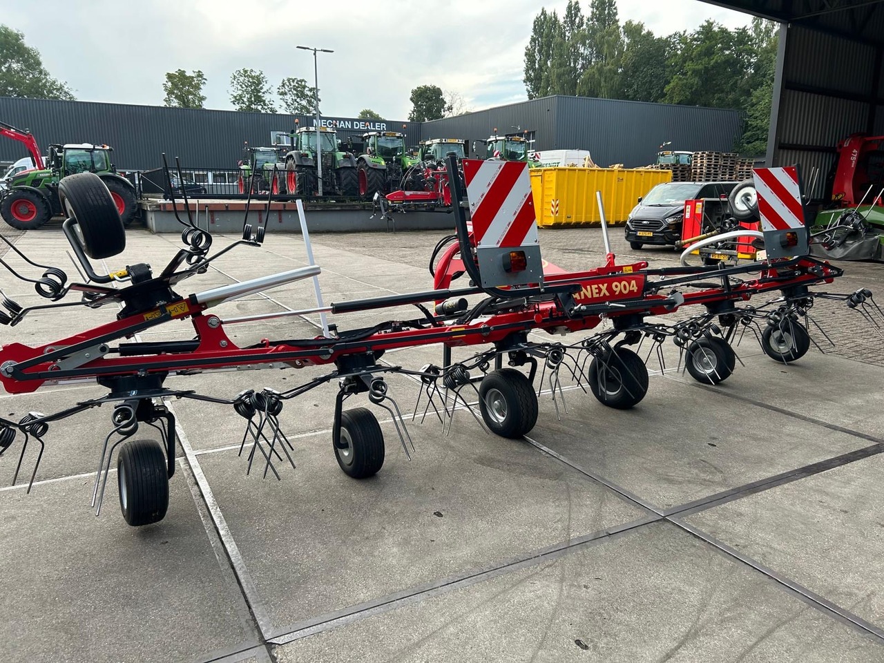 Tedder/ Rake Vicon Fanex 904