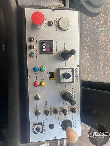 Agricultural machinery TerraGator 3104