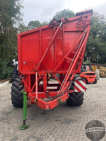 Agricultural machinery Tim hoogkipper / hooglosser