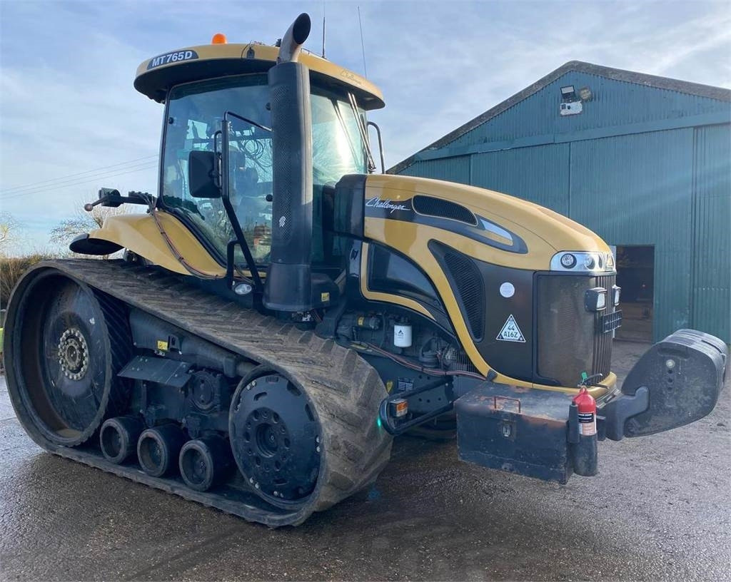 Tracked tractor Challenger MT 765D