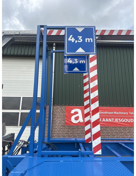 Tractor mounted sprayer Onbekend