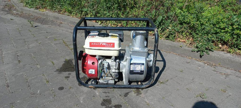Tractor mounted sprayer Onbekend KRAFTWELLE WP-30 POMP