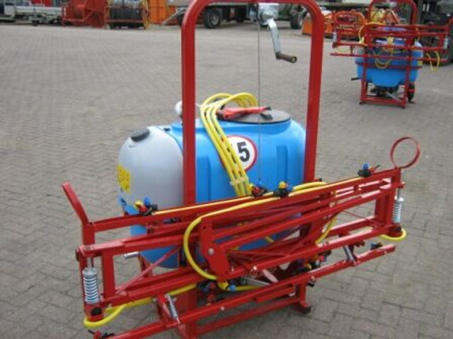 Tractor mounted sprayer Reinigings spuiten