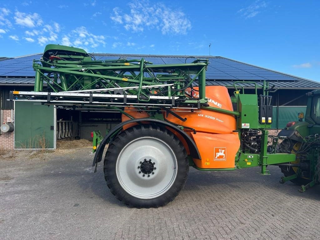Trailed sprayer Amazone UX 3200 Super