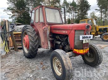 Farm tractor Traktor Massey Ferguson: picture 1