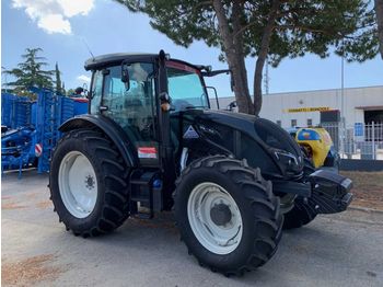 Farm tractor VALTRA A114H  for rent: picture 1