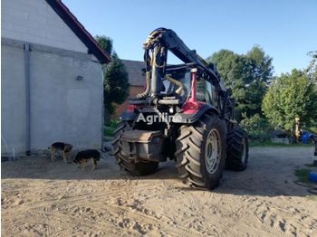 Farm tractor VALTRA T 170: picture 1