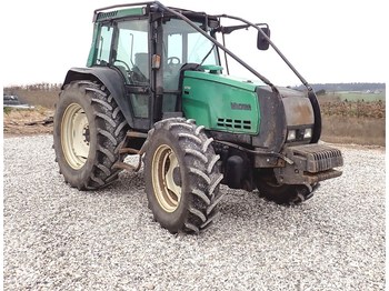 Farm tractor Valtra 6750-4: picture 1