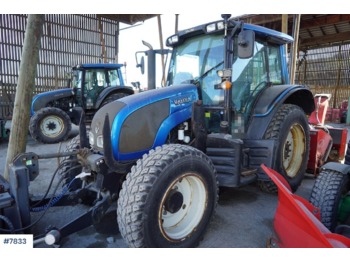 Farm tractor Valtra 8670: picture 1