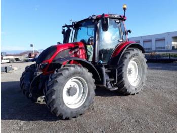 Farm tractor Valtra N134D: picture 1