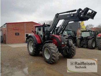 Farm tractor Valtra N 142 Direct: picture 1