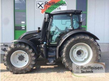 Farm tractor Valtra N 154 D: picture 1