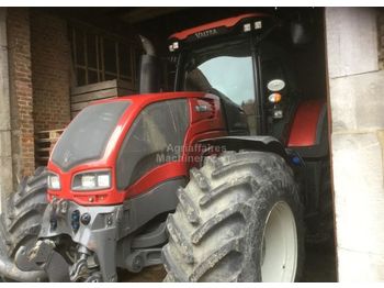 Farm tractor Valtra S233: picture 1