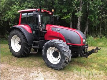 Farm tractor Valtra T190: picture 1