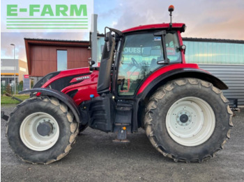 Farm tractor VALTRA T144