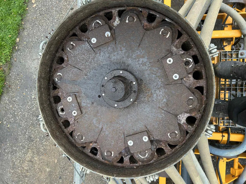 Agricultural machinery Veenhuis Terraject 300 8.10 Bouwlandbemester Injecteur