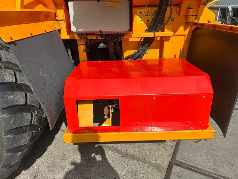 Agricultural machinery Veenhuis Veenhuis THDG 13500 13.5 m3 Hondegang tandem