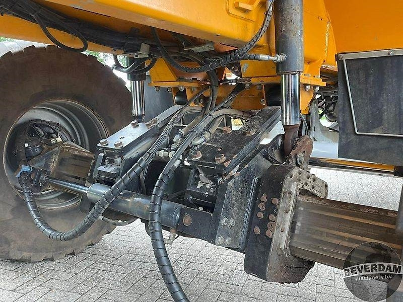 Agricultural machinery Veenhuis profiline schuifas/schiebe achse