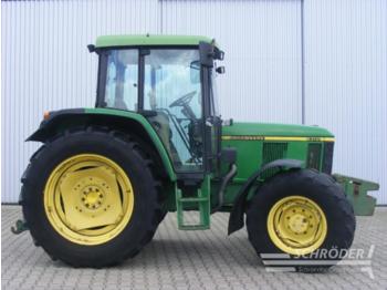 Wheel tractor John Deere 6310 se